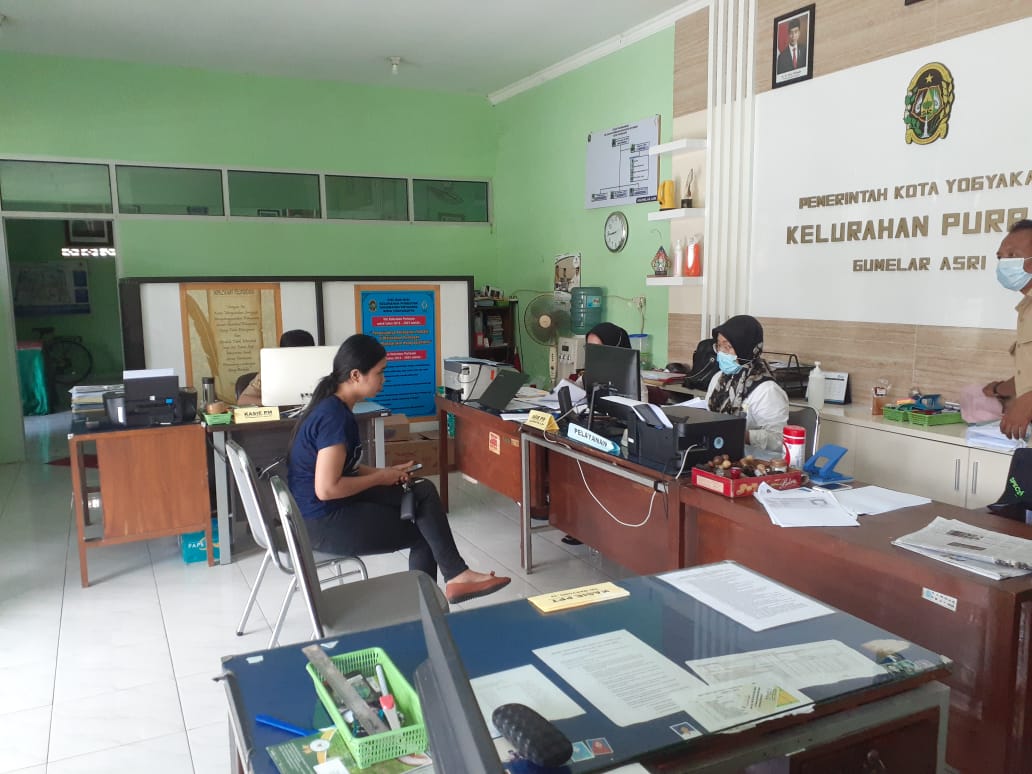 Penerapan Sosial Distacing di Pelayanan Kelurahan Purbayan